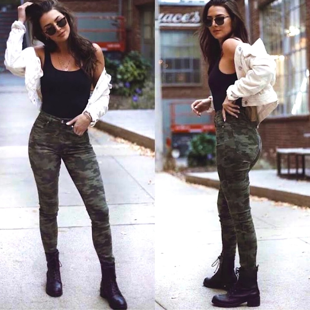 GOOD AMERICAN HIGH WAISTED SKINNY CAMO JEANS